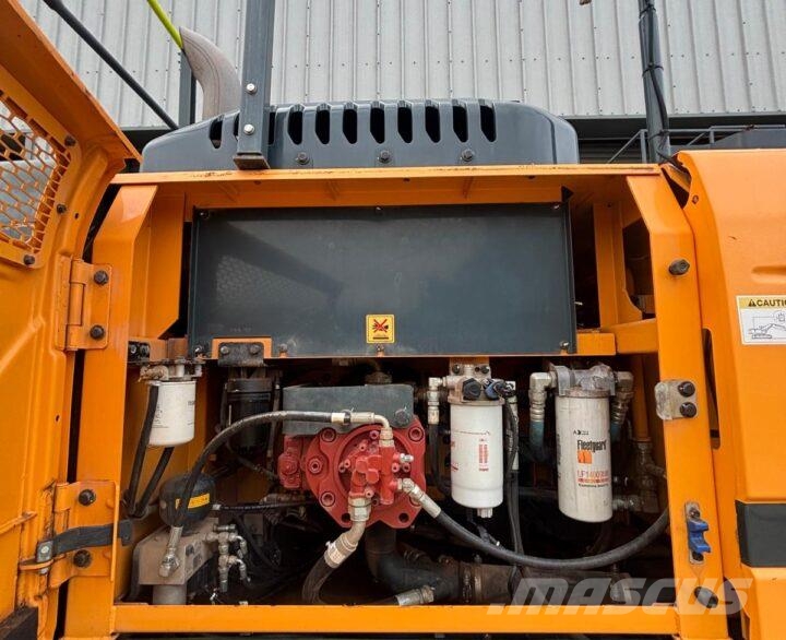 Hyundai HX380AL حفارات زحافة