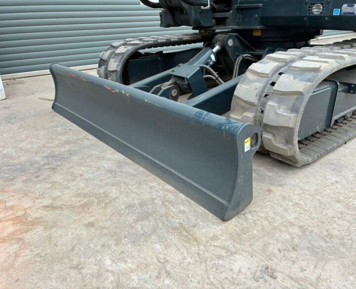 Hyundai HX85A 小型挖土機/掘鑿機<7t(小型挖掘機)