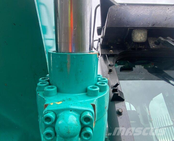 Kobelco SK130LC-11 履带挖掘机