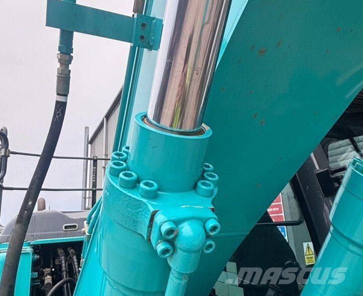 Kobelco SK130LC-11 Excavadoras de cadenas