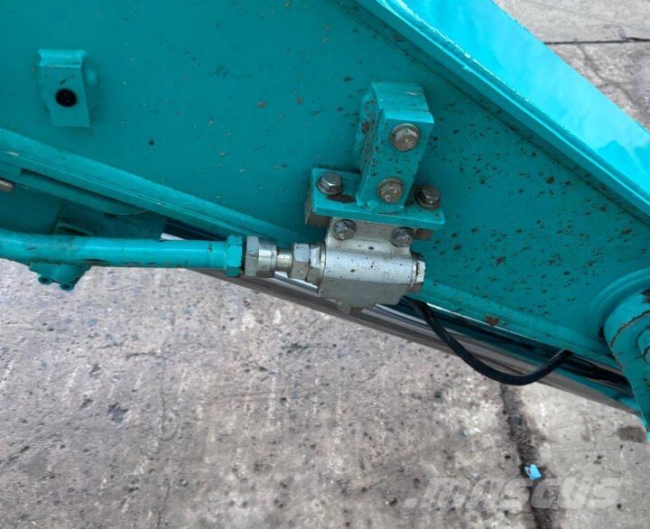 Kobelco SK130LC-11 Vikšriniai ekskavatoriai
