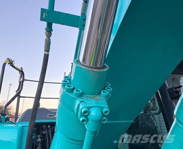 Kobelco SK130LC-11 Vikšriniai ekskavatoriai