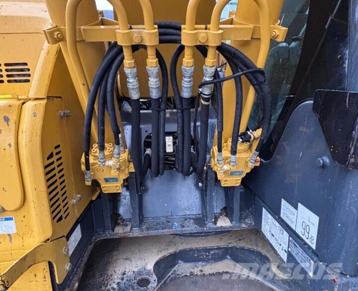Kobelco SK140SRLC-7 小型挖土機/掘鑿機<7t(小型挖掘機)