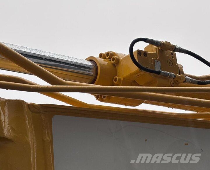 Kobelco SK140SRLC-7 小型挖土機/掘鑿機<7t(小型挖掘機)