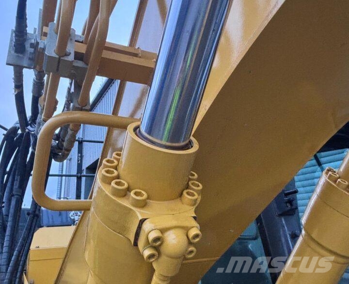 Kobelco SK140SRLC-7 Гусеничные экскаваторы