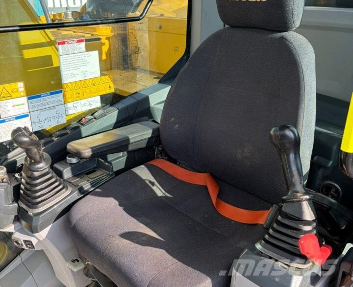 Kobelco SK140SRLC-7 Crawler excavators