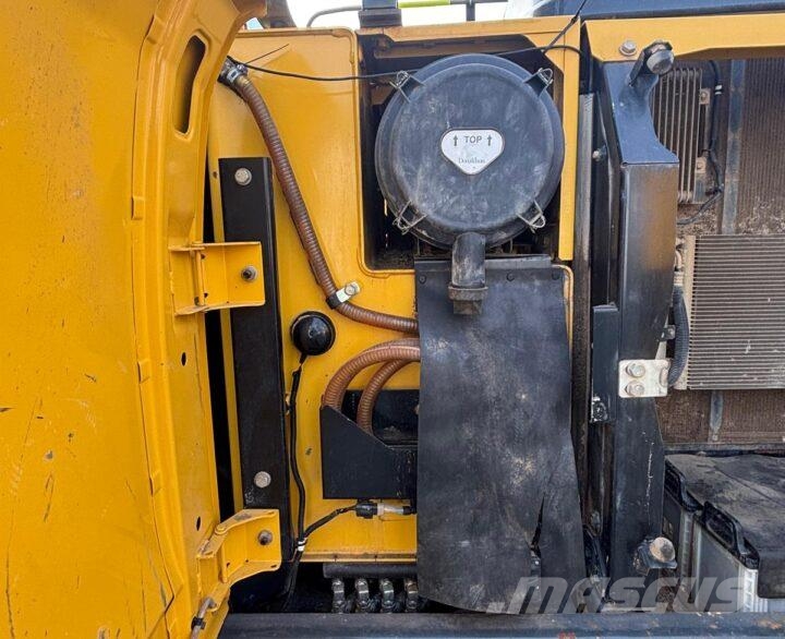 Kobelco SK210LC-10E 履带挖掘机