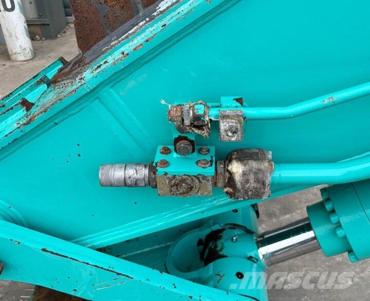 Kobelco SK350LC-11 履带挖掘机