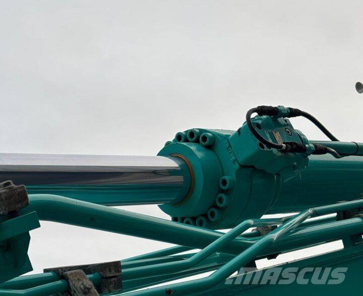 Kobelco SK350LC-11 履带挖掘机