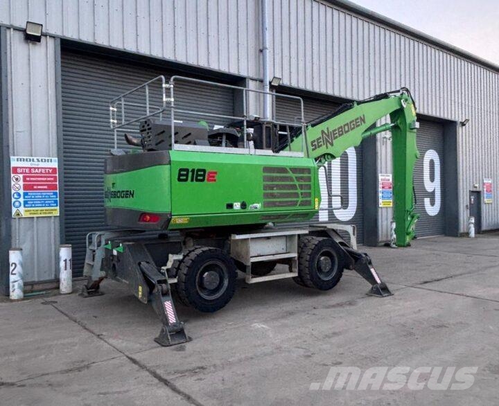 Sennebogen 818E Movimentazione rifiuti
