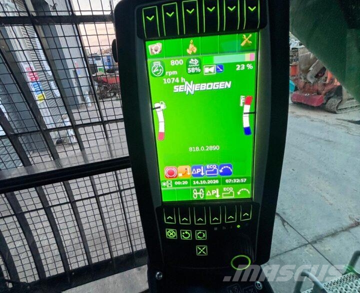 Sennebogen 818E Movimentazione rifiuti