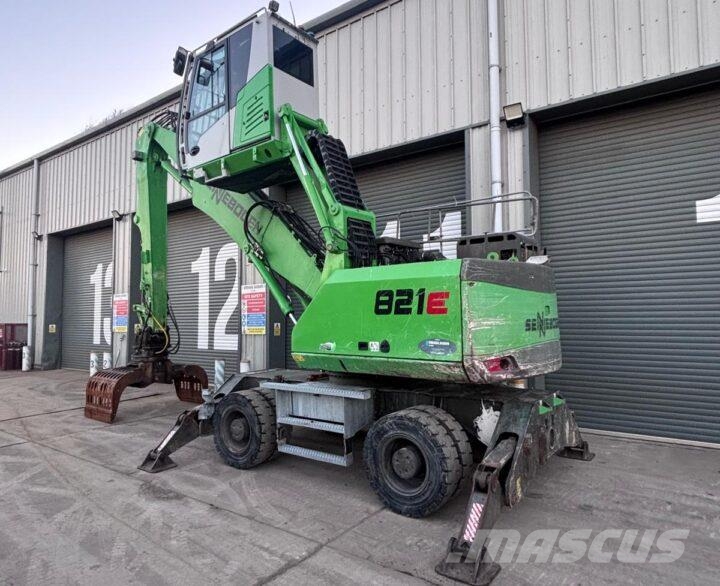 Sennebogen 821M Waste / industry handlers