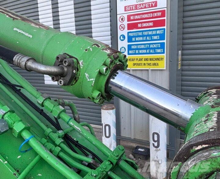 Sennebogen 821M Waste / industry handlers