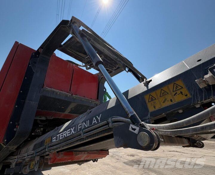 Terex Finlay C-1545 جراشات