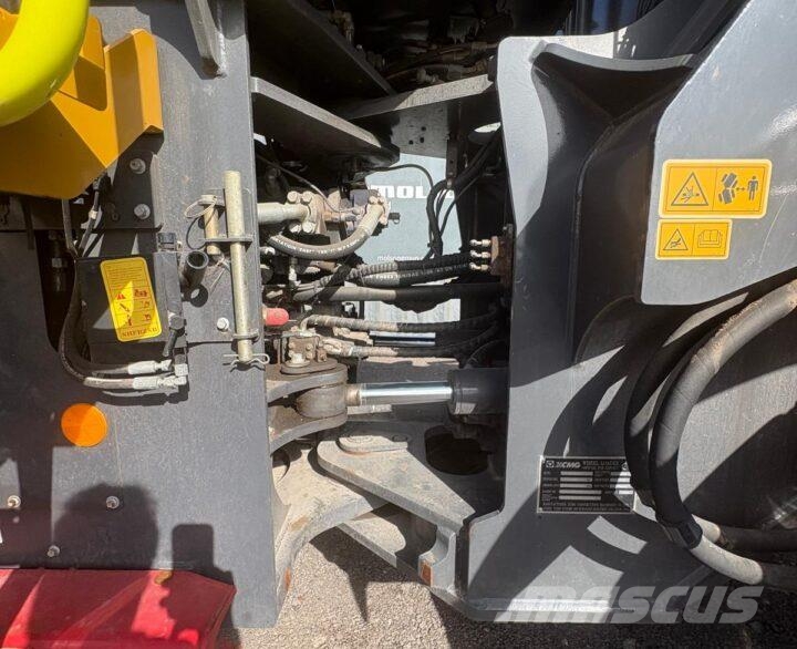 XCMG 968E Фронтальні навантажувачі