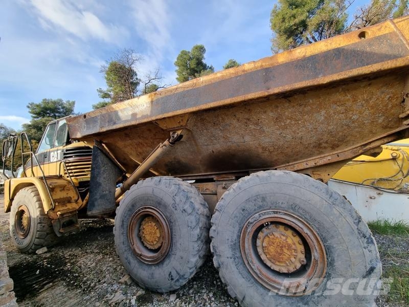 CAT 730 Csuklósdömperek