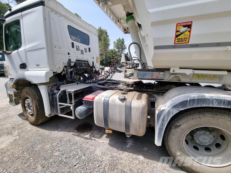 Mercedes-Benz Arocs Trekkers