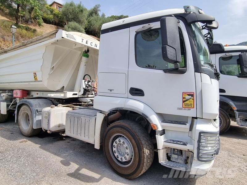 Mercedes-Benz Arocs Trekkers