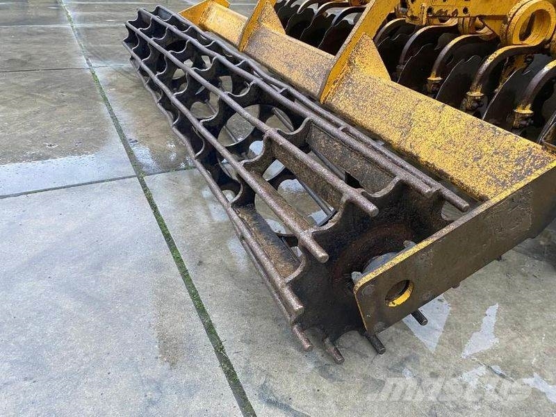 Agrisem Disc-O-Mulch 6m porté Дискові борони