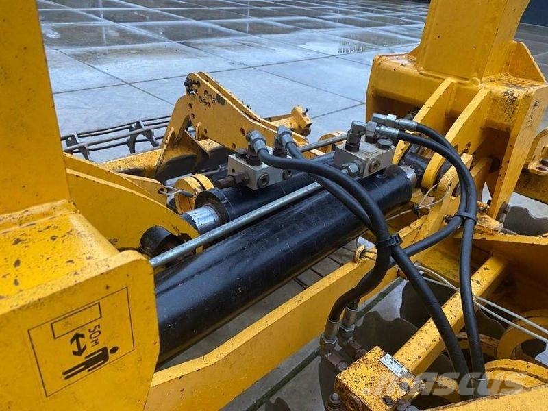 Agrisem Disc-O-Mulch 6m porté Дискові борони