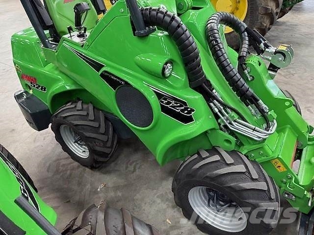 Avant 528 Krautuvai su šoniniu pasukimu