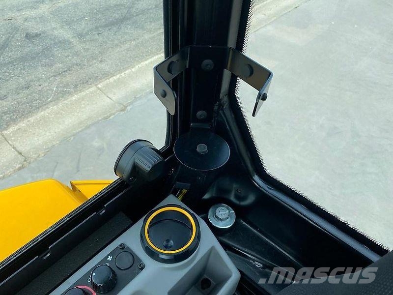 JCB 25-Z1 Cab Pro Excavadoras sobre orugas