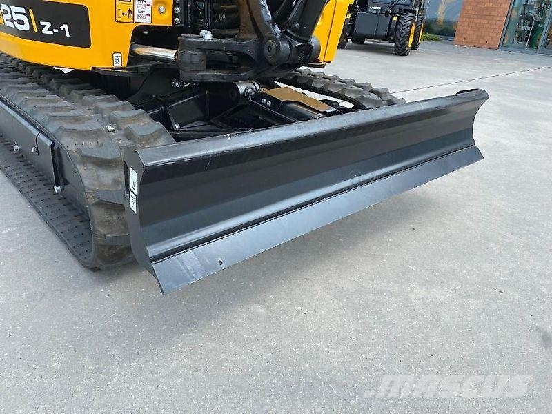 JCB 25-Z1 Cab Pro Excavadoras sobre orugas
