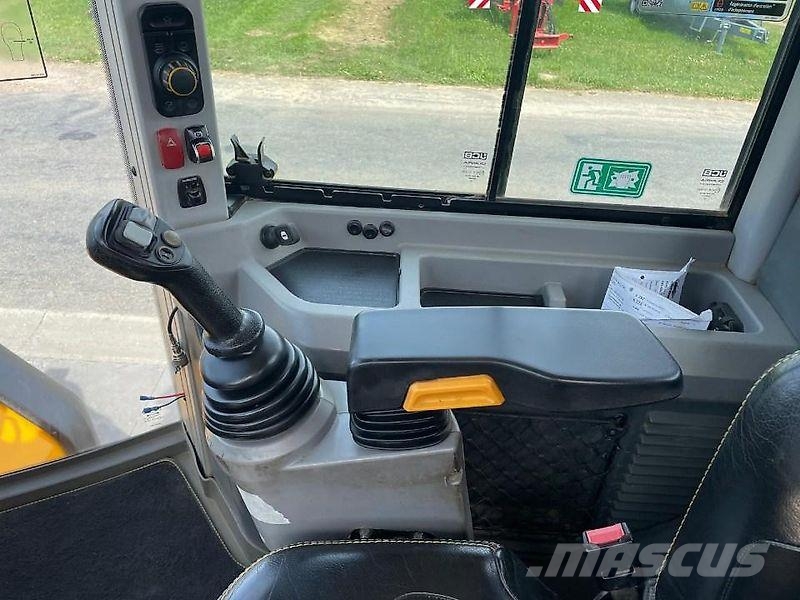 JCB 435S High Lift لوادر بعجل