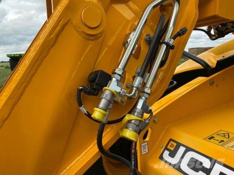 JCB 542 70 Agri Super DTVT مناولات متداخلة