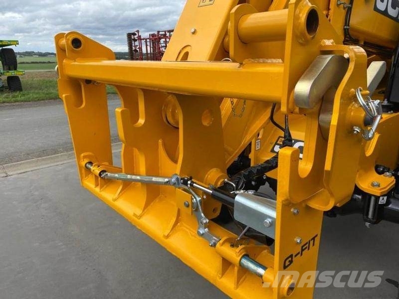 JCB 542 70 Agri Super DTVT مناولات متداخلة