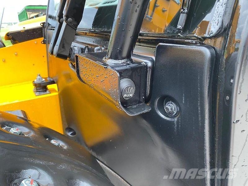 JCB 542-70 Agrisuper Powershift 6 Teleskopiskie manipulatori
