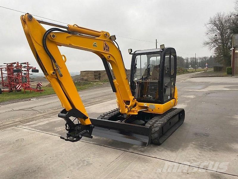 JCB 8060 Rupsgraafmachines