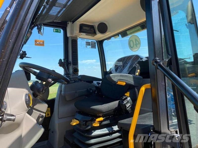 JCB TM 320 Телескопічні навантажувачі