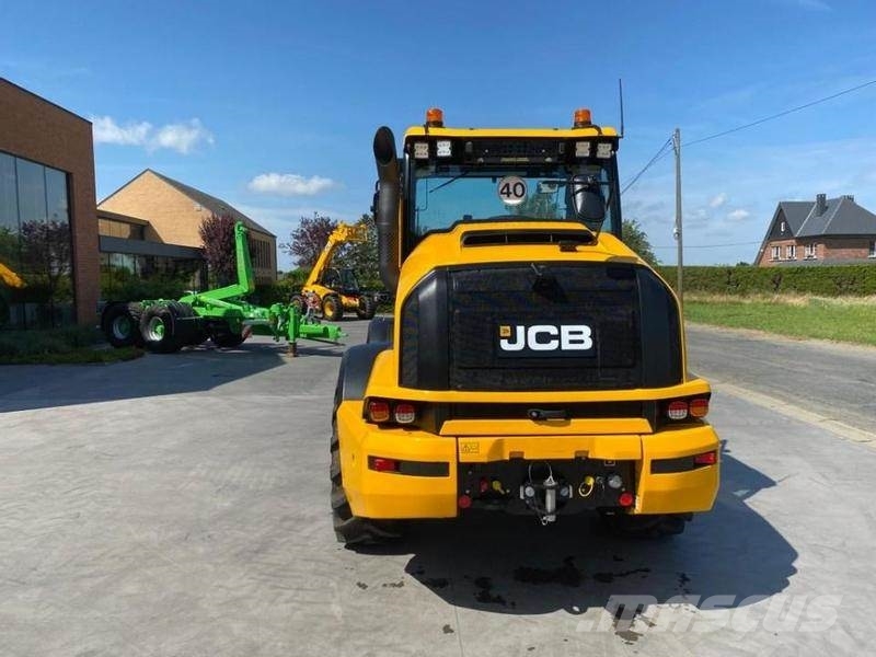 JCB TM 320 Телескопічні навантажувачі