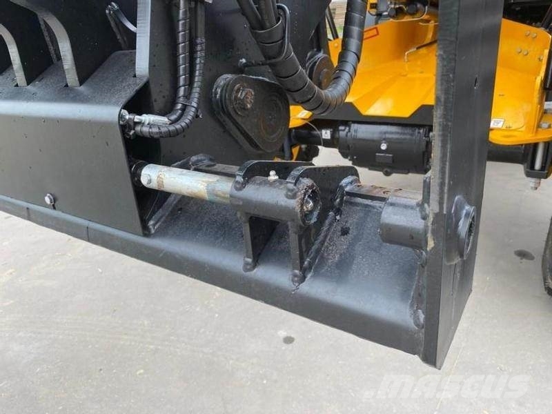 JCB TM 320 S Телескопічні навантажувачі