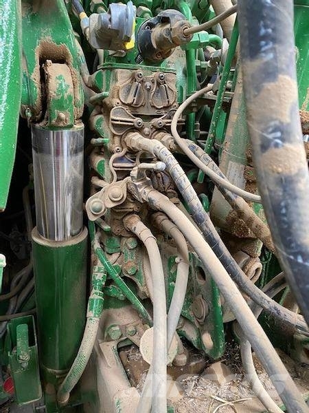 John Deere 6175 R IVT + Front Pto Tractors
