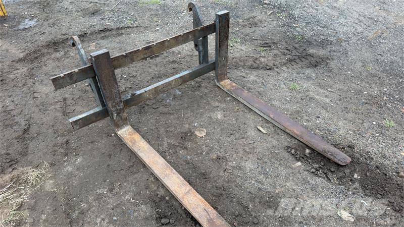  - - - 135 cm ramme 120 cm gafler Pallegafler