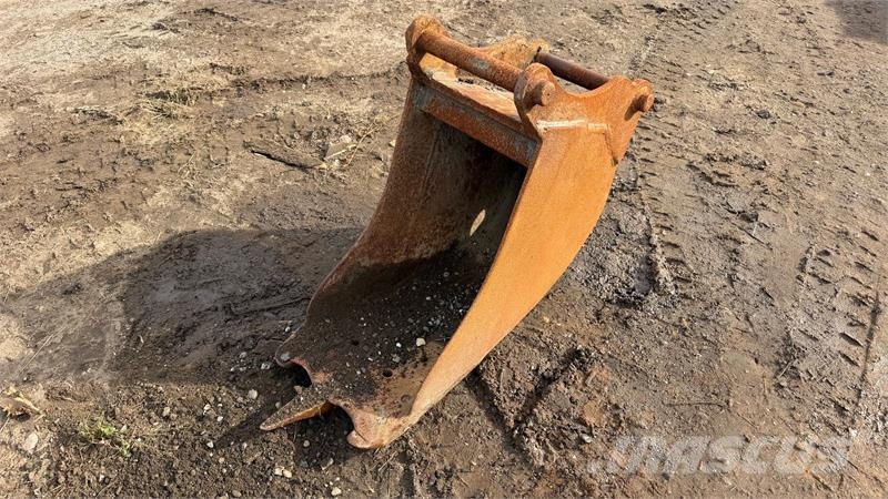 - - - 40 Cm graveskovl - S45 Beslag Žlice
