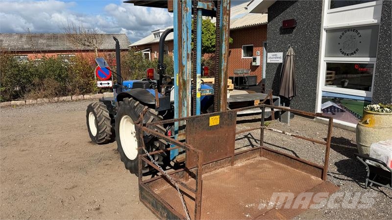 - - - Byggelift Tratores Agrícolas usados
