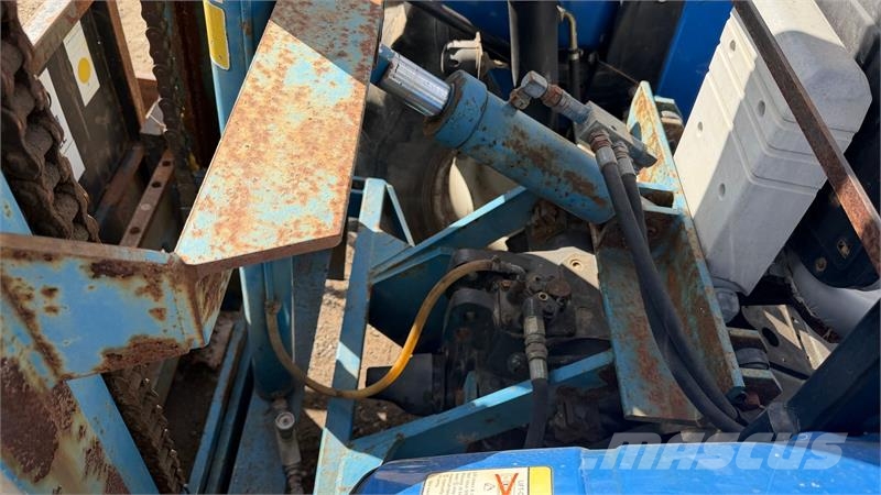 - - - Byggelift Traktoriai