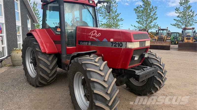 Case IH Magnum 7210 PRO Tractors