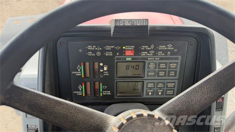 Case IH Magnum 7210 PRO Tractors