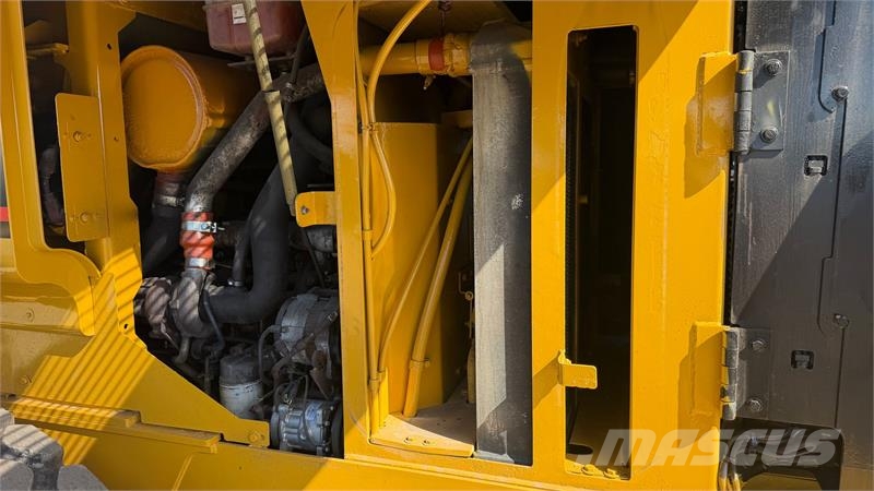CAT 924 G VOLVO BM SKIFT, GODE DÆK Kolesni nakladalci