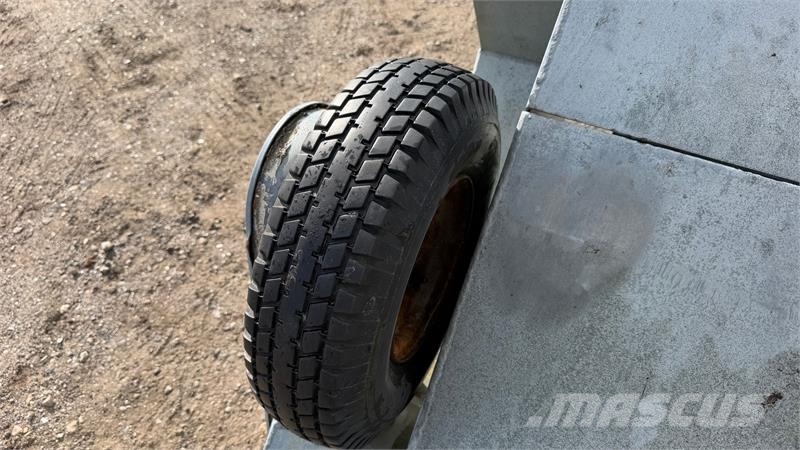 FM Maskiner Saltudlægger Esparcidoras de arena y sal