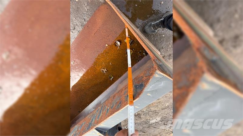 - - - Frontskovl 250 cm bred - Manitou beslag Κουβάδες