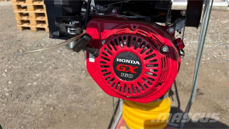  - - - Honda Motor Helt ny Jordloppe med Honda Moto ِدَكات