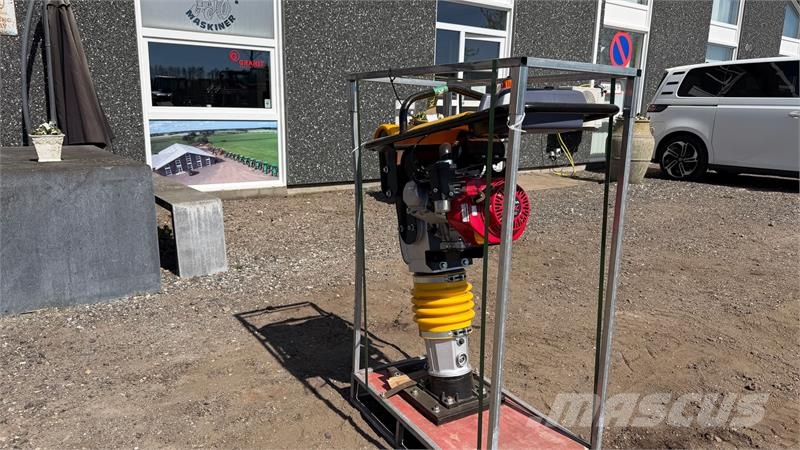  - - - Honda Motor Helt ny Jordloppe med Honda Moto ِدَكات