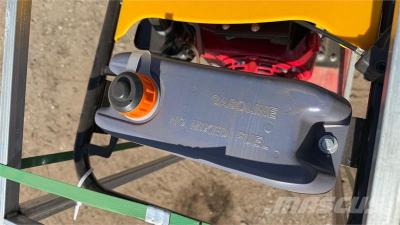  - - - Honda Motor Helt ny Jordloppe med Honda Moto ِدَكات