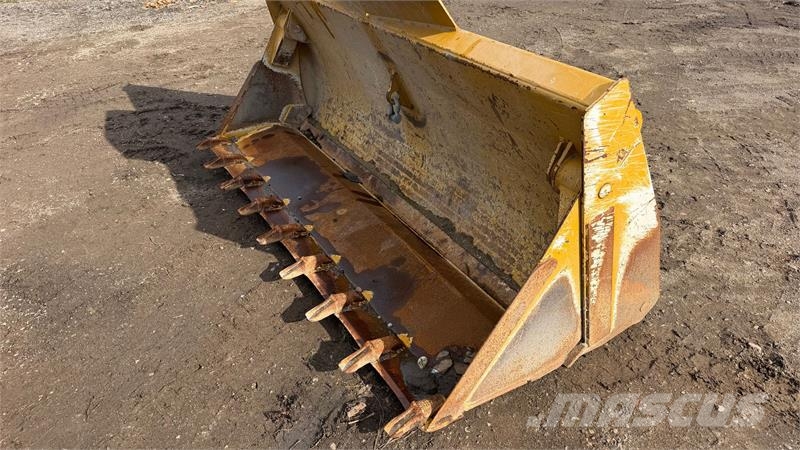 Hydrema 2550mm 4 x 1 Frontskovl Fin frontskovl til Hydrema Kovalar