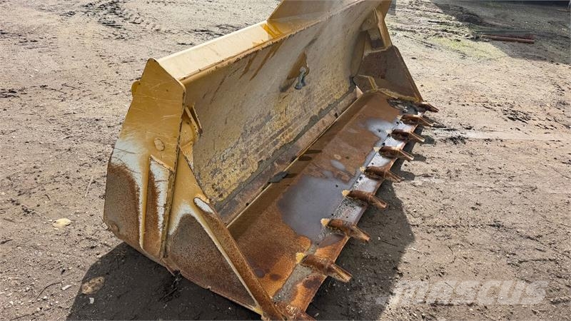 Hydrema 2550mm 4 x 1 Frontskovl Fin frontskovl til Hydrema Kovalar